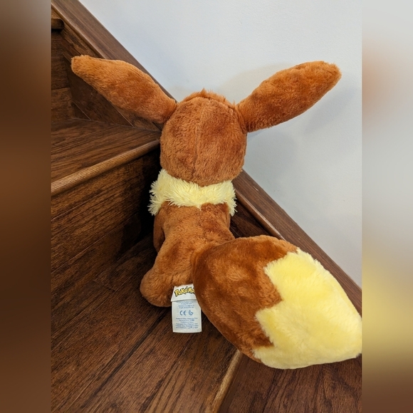 Build a Bear Workshop Pokemon Eevee Plush - Picture 5 of 14